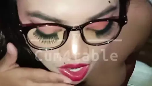 Filipinli üniversiteli bebek Chrysanthemum