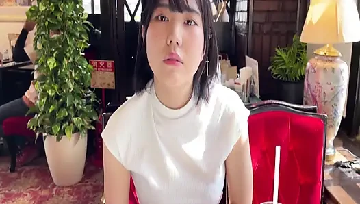 A087G06 A bright, energetic, naturally busty, and perfectly hairless girl with an idol-like face and a perfectly healthy figure has hooked-up sex at a love hotel!