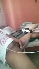 ESTUDIANTE CALIENTE SE DESLECHA