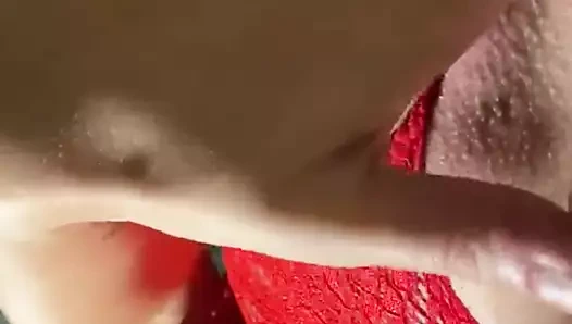 Amatör büyük memeler, doğal memeler