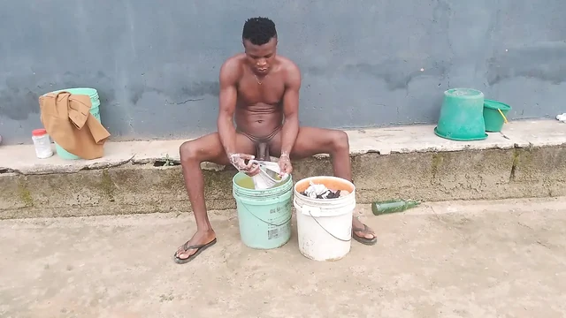 Erkek arkadaşım evime geliyor