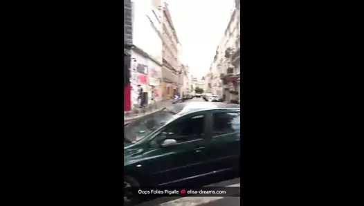 Paris'te ikinci gün. benim bbc ile yanıp sönen