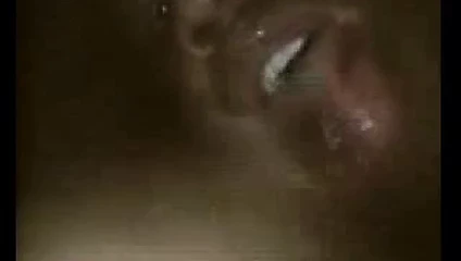 Emmek üzerinde bazı iyi çük