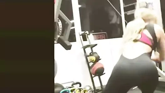 Natalia rivera, bodysuit külot yok