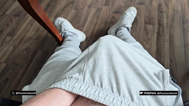 Alman baba egzersiz sonrası - gri eşofmanlı kıllı kas - phantomgentx