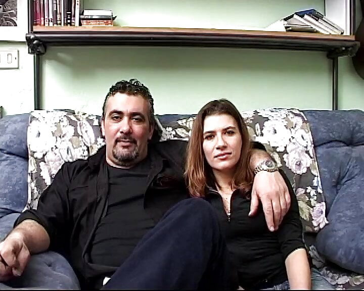 İtalyan eş seviyor için lütfen ona koca içinde amatör porno