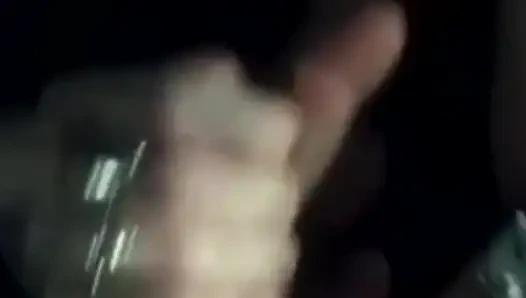 Retro film pornosunun tadını çıkarıyor