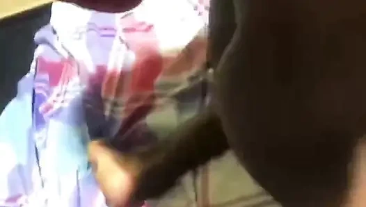 Sevimli öğrenci lise öğretmeni tarafından sikiliyor ve üzerine boşalıyor