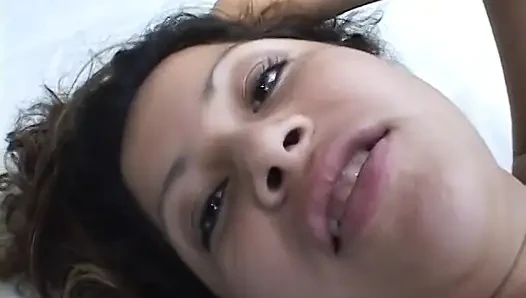 Şişman fahişe kıllı amına alıyor