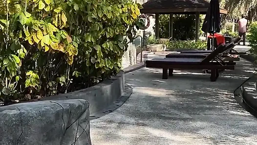 Film izlerken ayaklar açık havada azdırıyor