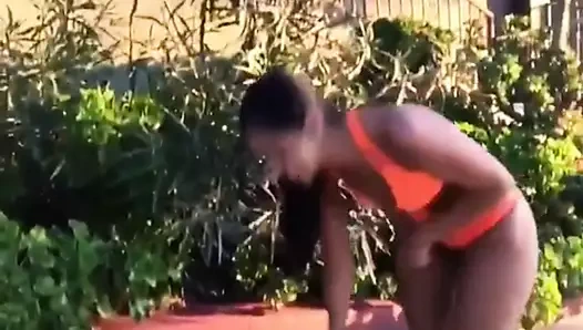 Tyler Abron'un seksi götü