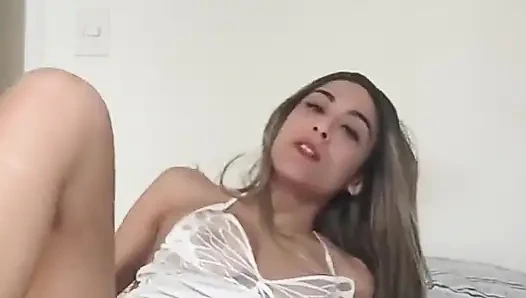 Zayıf bir deli senin gelip onu yemen