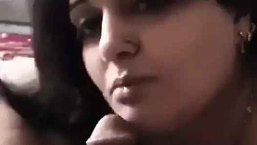 Ev karısı zevk oral seks