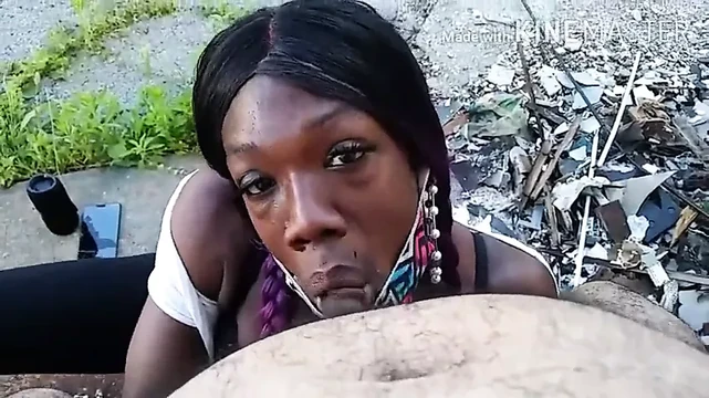 Одного ореха проглотили, а другого спалили на лицо