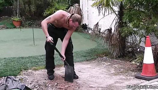 Kahrolası sıcak tombul sarışın itibaren arkasında