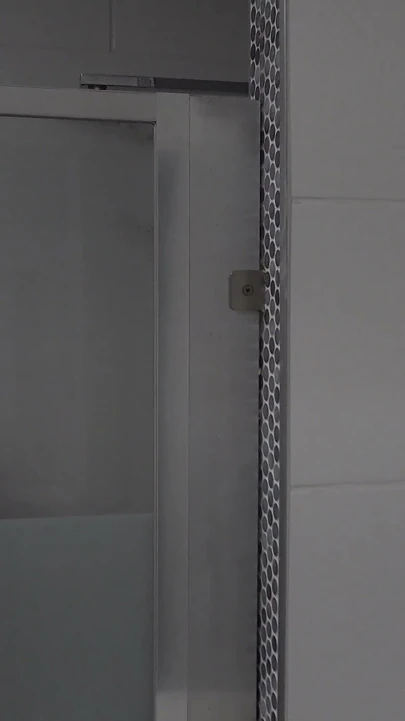 Üvey anne eve sırılsıklam geliyor - Brianna Beach dölleme