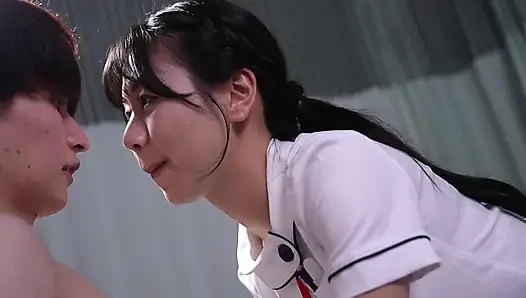 Bölüm 1 "Cidden melek!?" Kırık bir kemik yüzünden mastürbasyon yapamaman benim sabır sınırı! Bunu göremeyen güzel hemşire bir misyon anlayışı tarafından yönlendirildi ve nazikçe bana bir el attı...