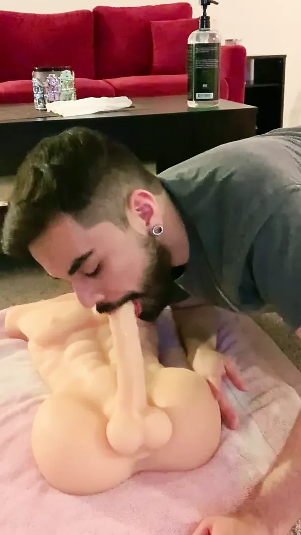 Genç amatör latino berbat büyük çük seks bebek