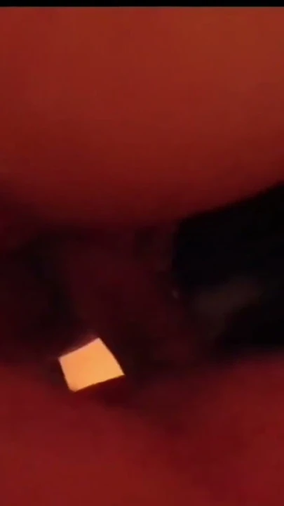 İspanyol orta yaşlı seksi kadın dört ayak üstünde iyi bir erkek tarafından sikiliyor | Klip 1