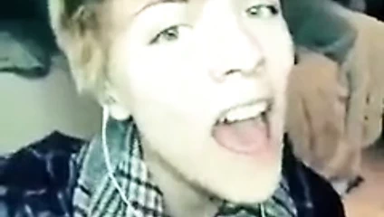 Sqaishey şarlatan müzik videosuna genel bakış yıldızı