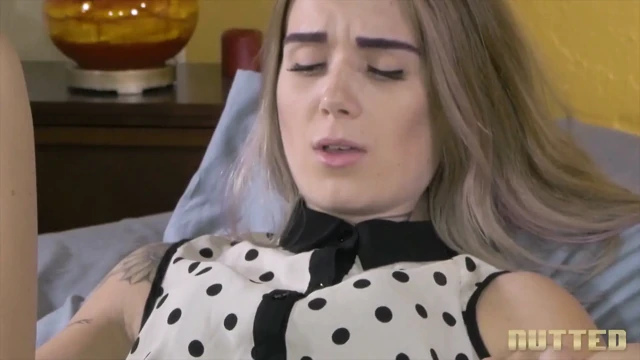 Adriana Angel kafayı yemiş! First Creampie