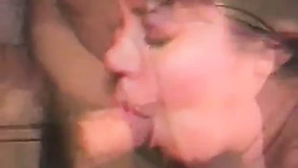 Busty bebek var boğaz becerdin