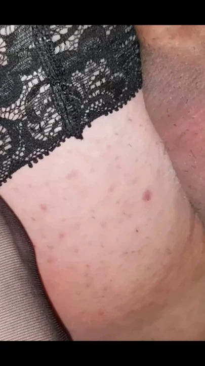 Dani Leg Siyah Çoraplarla | Bölüm 1