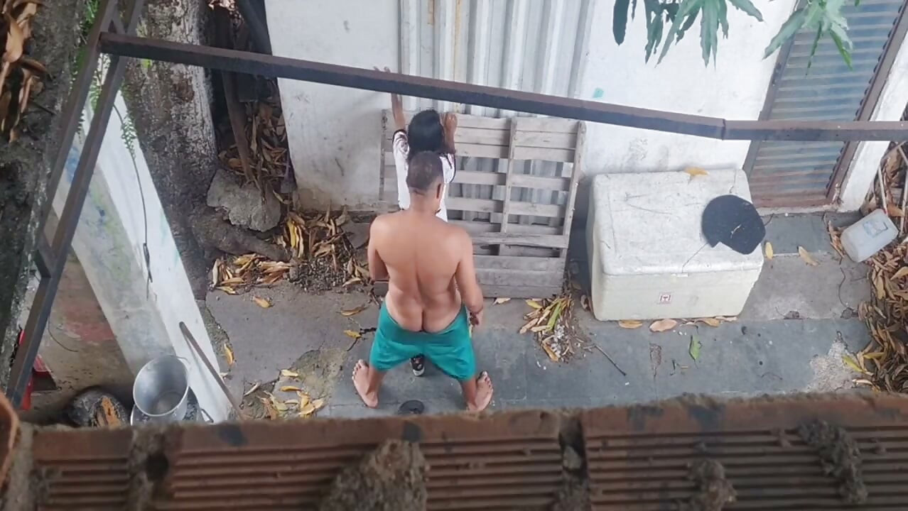 Hizmetçile dışarıda seks