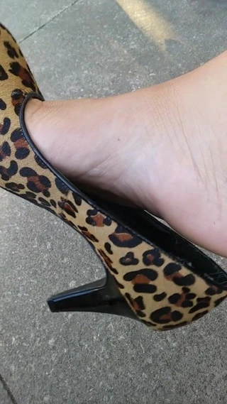 Bellasfinef33t yüksek topuklu ayak oyunu