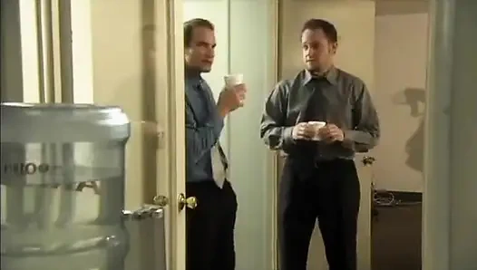 Randy sekreter efendi ve hizmetçiyi oynuyor