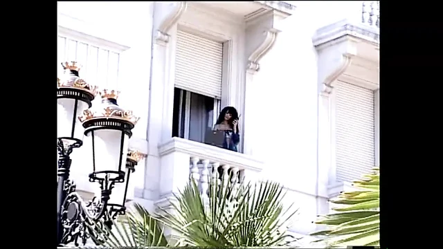 Женщины-кошки. с белой Венерой и Karma