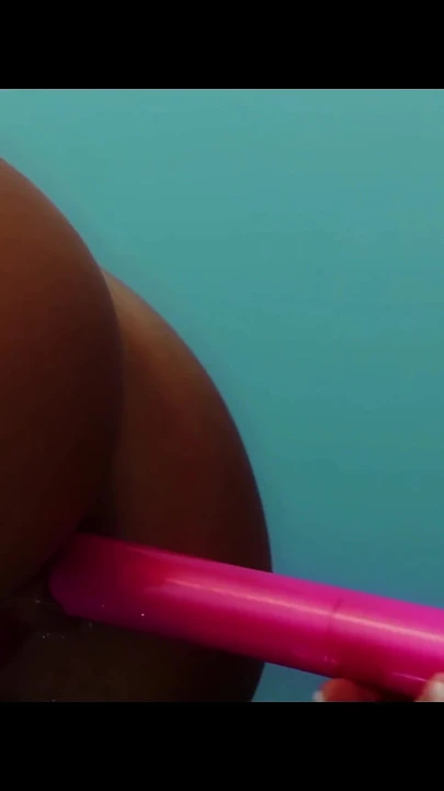 Dorothy Black ve Amabella'nın boşalmak için erkeğe ihtiyacı yok