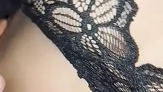 Karınızı çok fazla sandalyeye atın.