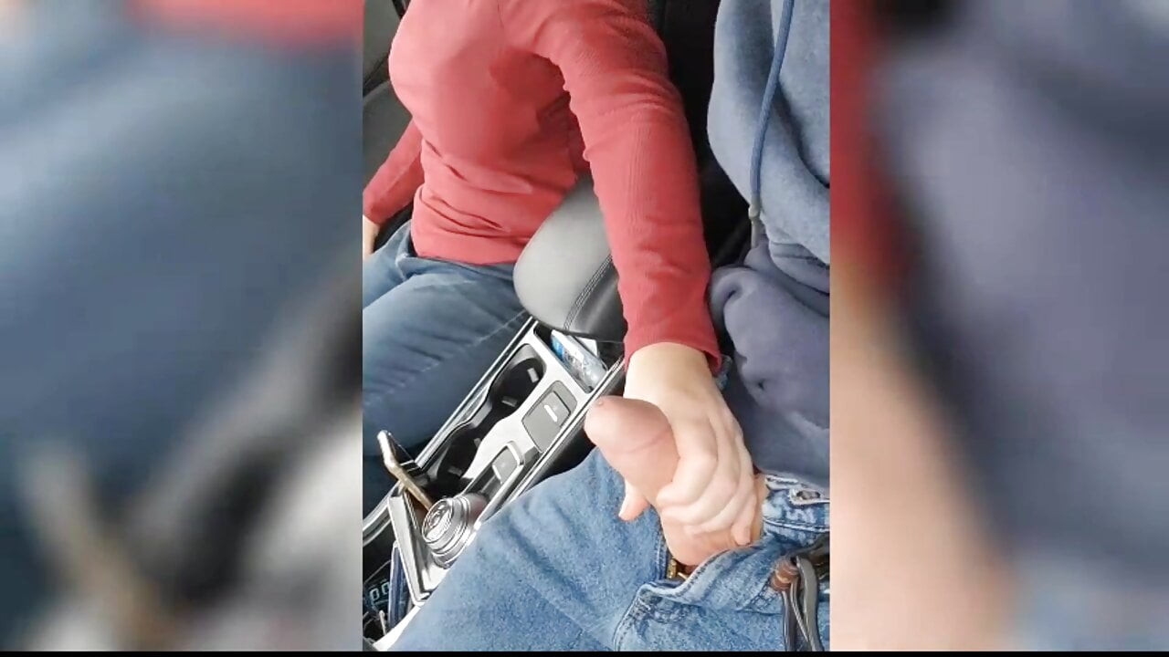 Titreşimli külot ve horoz oyun içinde the araba
