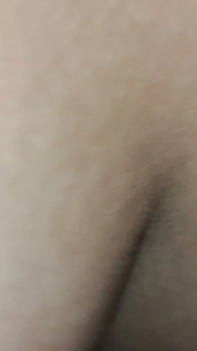 Desi Hint Assam bhabhi köpek pozisyonunda erkek arkadaşının büyük sikiyle sertçe sikiliyor | Klip 3