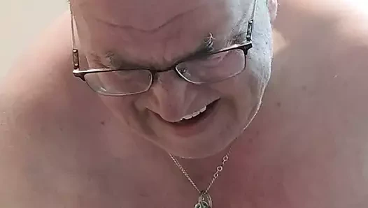 Vücudumda ağır ağrı