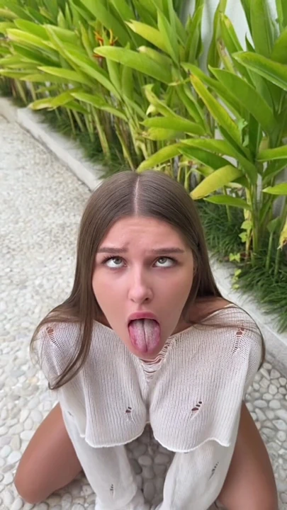 Ahegao suratıma boşalıyor musun?