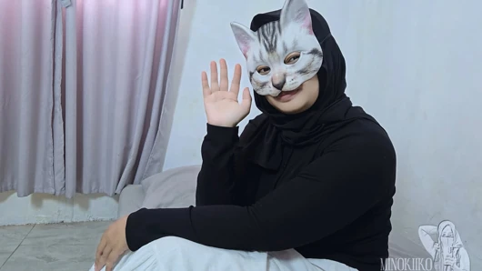 Tesettürlü baldızım çok yaramaz, çok sevdiği anal seks için rol yapmak istiyor - minokiiko