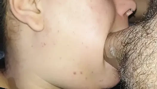 YARAMAZ AÇGÖZLÜ AĞZıNDA AZGıNLıK DOLU