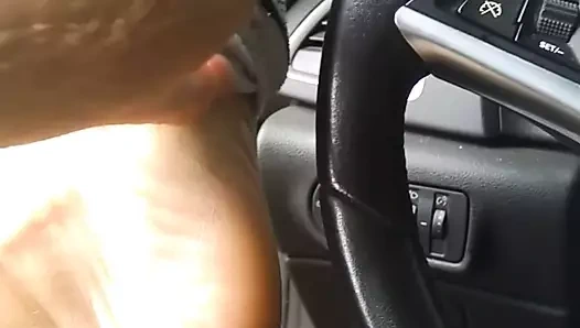 Lütfen sıcak çoraplarımı ve tabanlarımı cumshot.