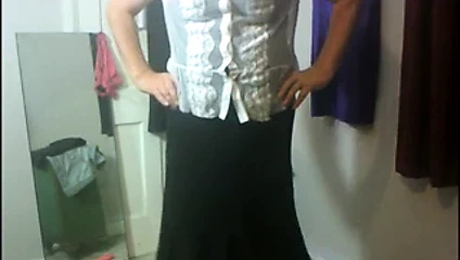 Dee bir polis olarak soyunma ve giyinme