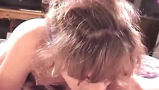 Yarak emmeye hayır diyemiyor