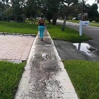 kırmızılar büyük popo