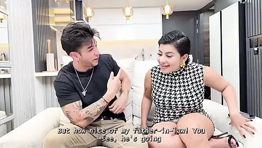 Büyük memeli ateşli latin sıkı amcığıyla büyük bir yarağa biniyor