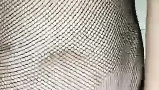 Ateşli komşu bana video gönderiyor