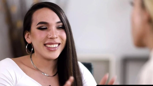 Transfixed - asyalı güzellik kasey kei görüşmeci aiden ashley için düşüyor ve tutkulu seks