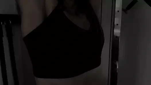 Belly Fitness in the Dark