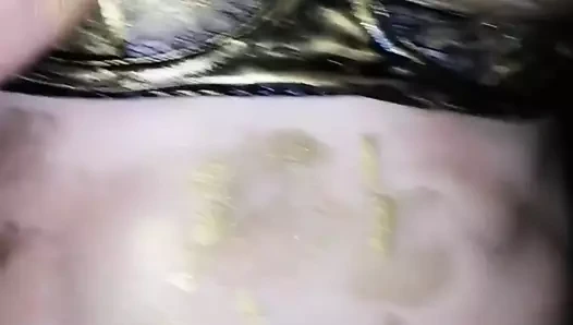 Altın memeler sikişiyor