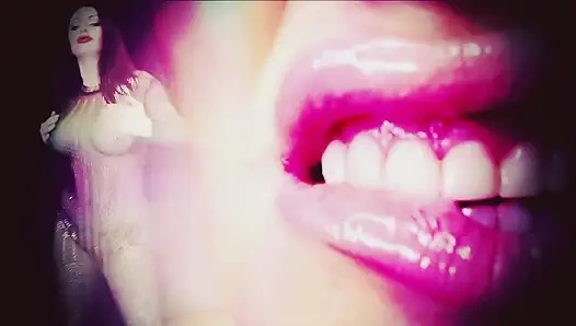 İhtiyacınız olan tek şey büyüleyici dudaklarım!