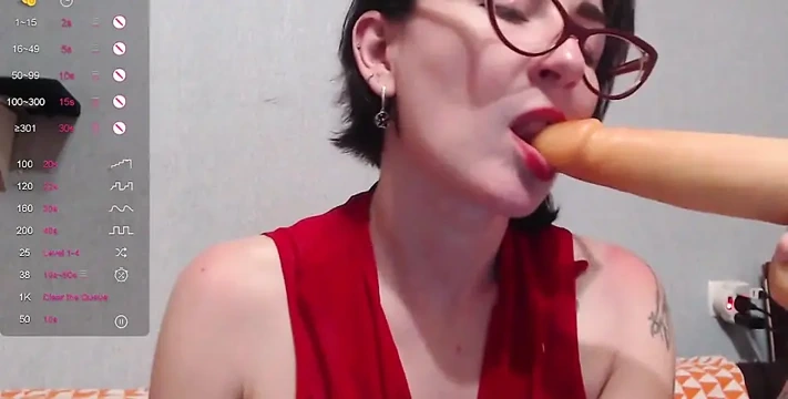 Senin için yakın çekim şehvetli oral seks